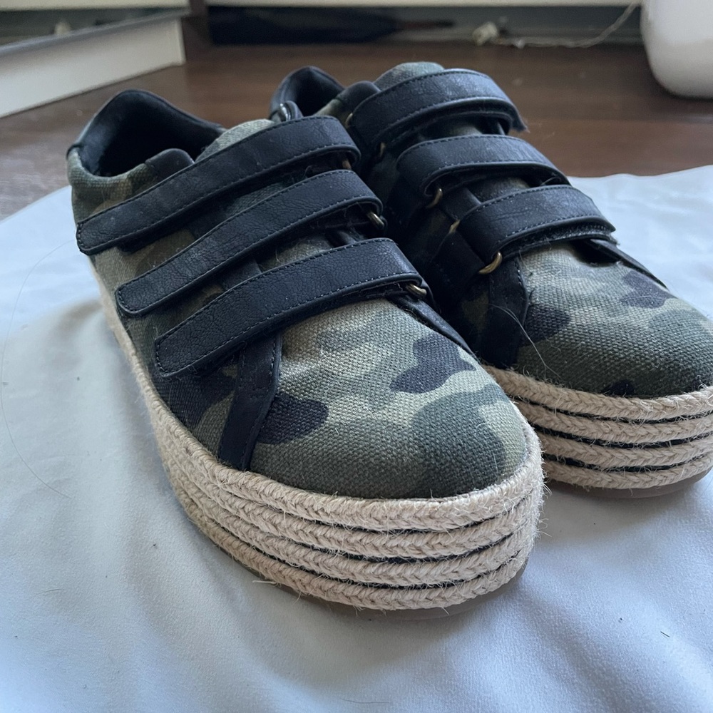 Mix No. 6 Camo Espadrille Platform Sneaker